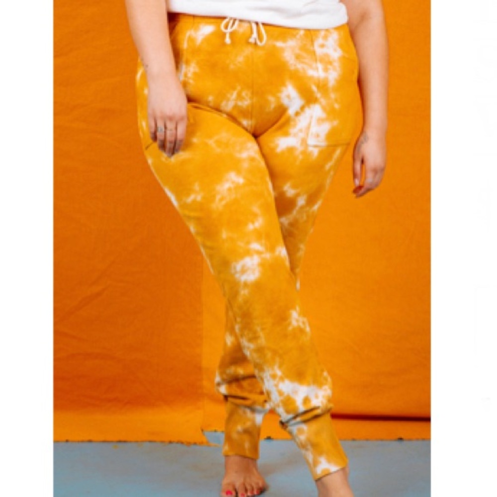 Big Bud Press XS crystal wash mustard sweatpants
